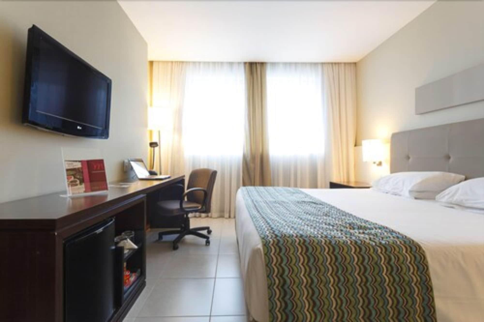Mercure Salvador Pituba Exterior photo