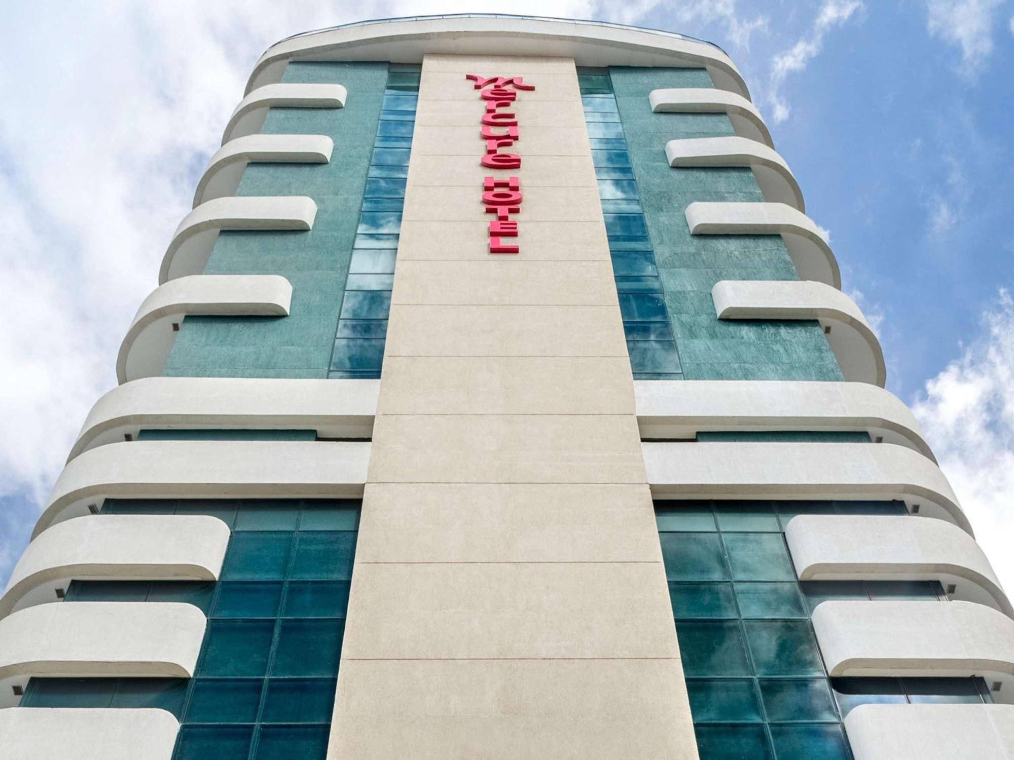 Mercure Salvador Pituba Exterior photo